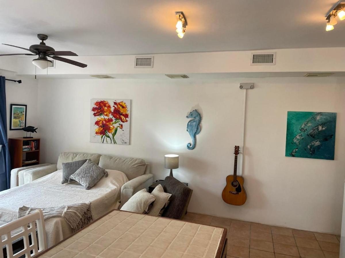 Seaside Villas Caye Caulker Esterno foto